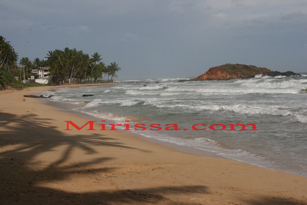 sri lankan beaches